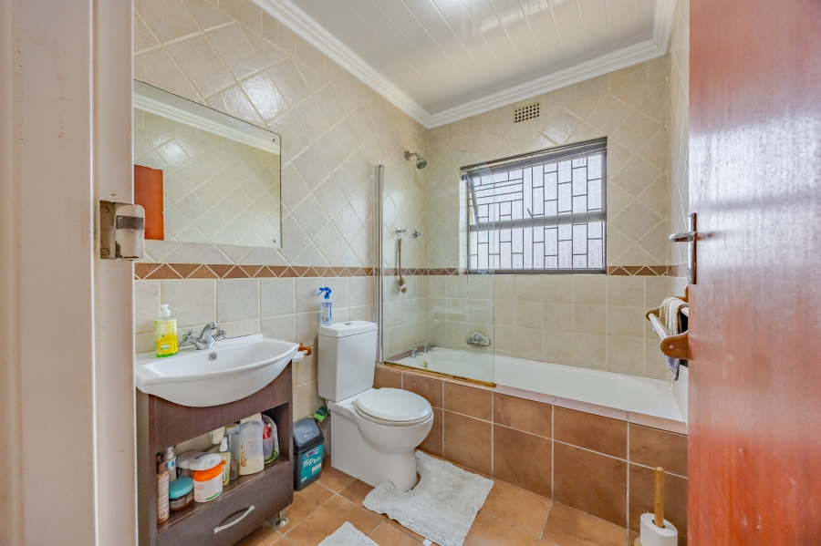 4 Bedroom Property for Sale in Riverton Western Cape